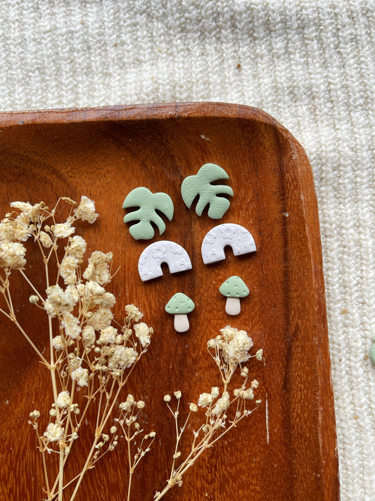 Mushroom Monstera 3 Pack Studs