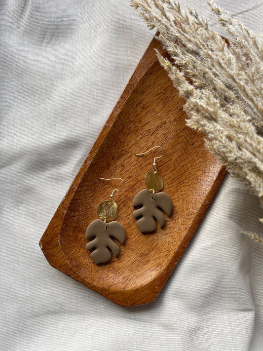 Monstera Clay Earrings