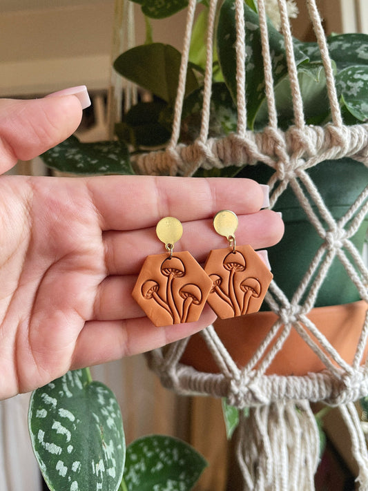 Terracotta Mushroom 70’s Earring